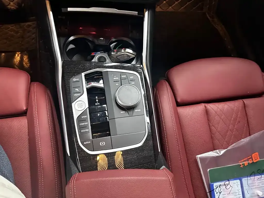 BMW 3 Series 2023 из CN, фото 8