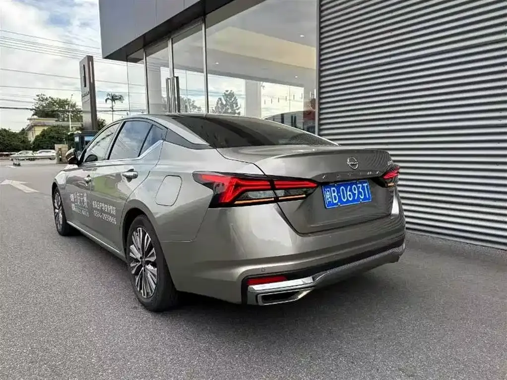 Nissan Teana 2022 из CN, фото 2