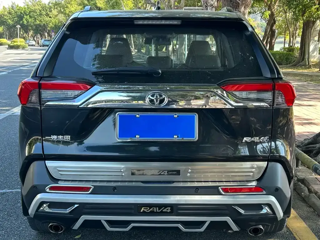 Toyota RAV4 2021 из CN, фото 4