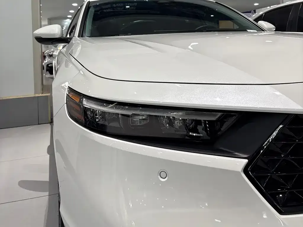 Honda Accord 2024 из CN, фото 4