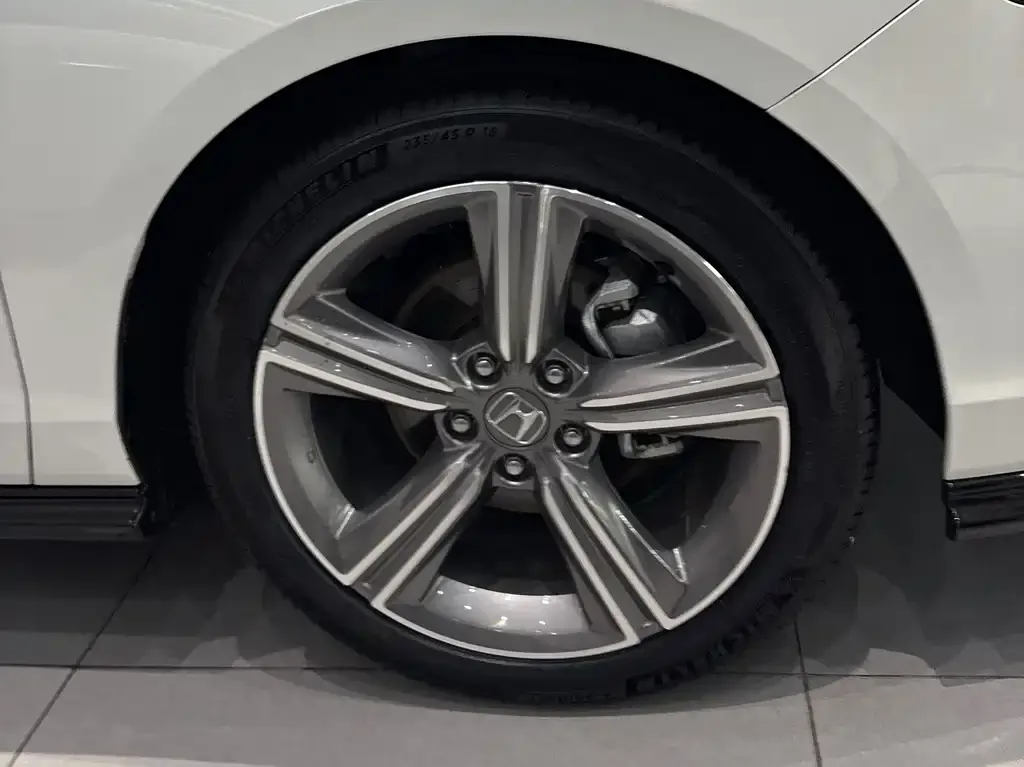 Honda Accord 2024 из CN, фото 5