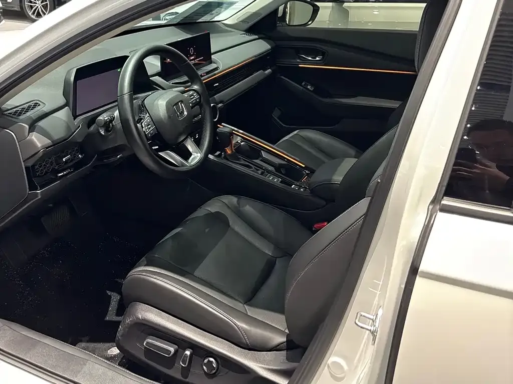 Honda Accord 2024 из CN, фото 8