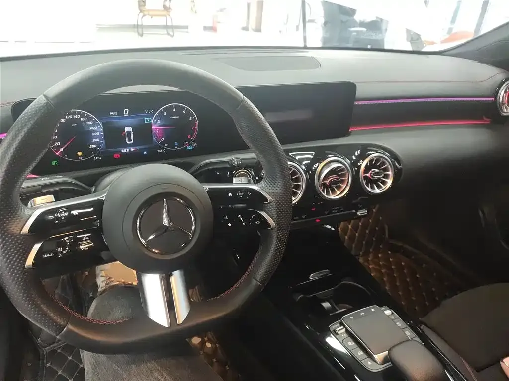 Mercedes-Benz A-Class 2024 из CN, фото 10