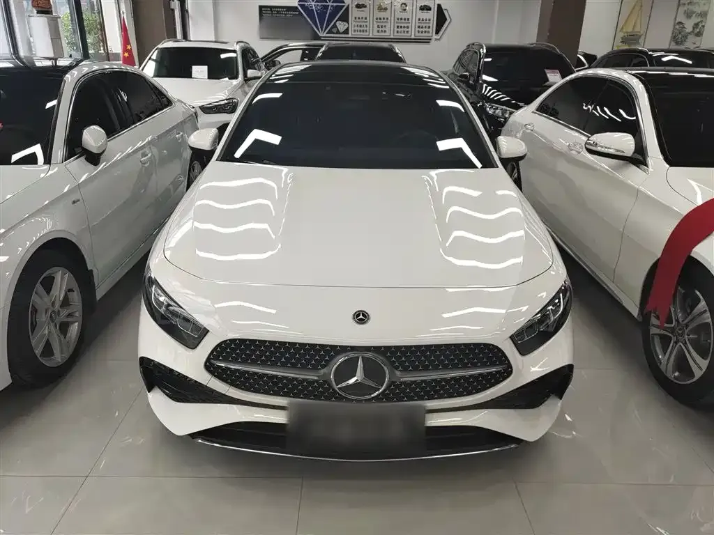 Mercedes-Benz A-Class 2024 из CN, фото 3