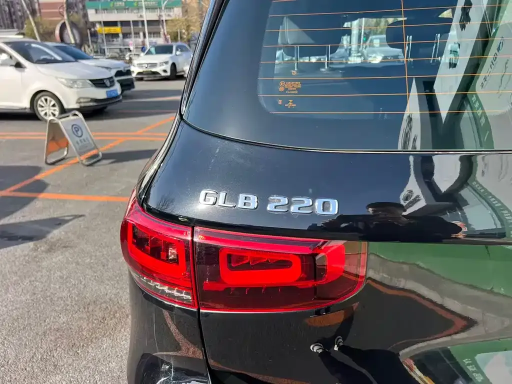 Mercedes-Benz GLB 2023 из CN, фото 5
