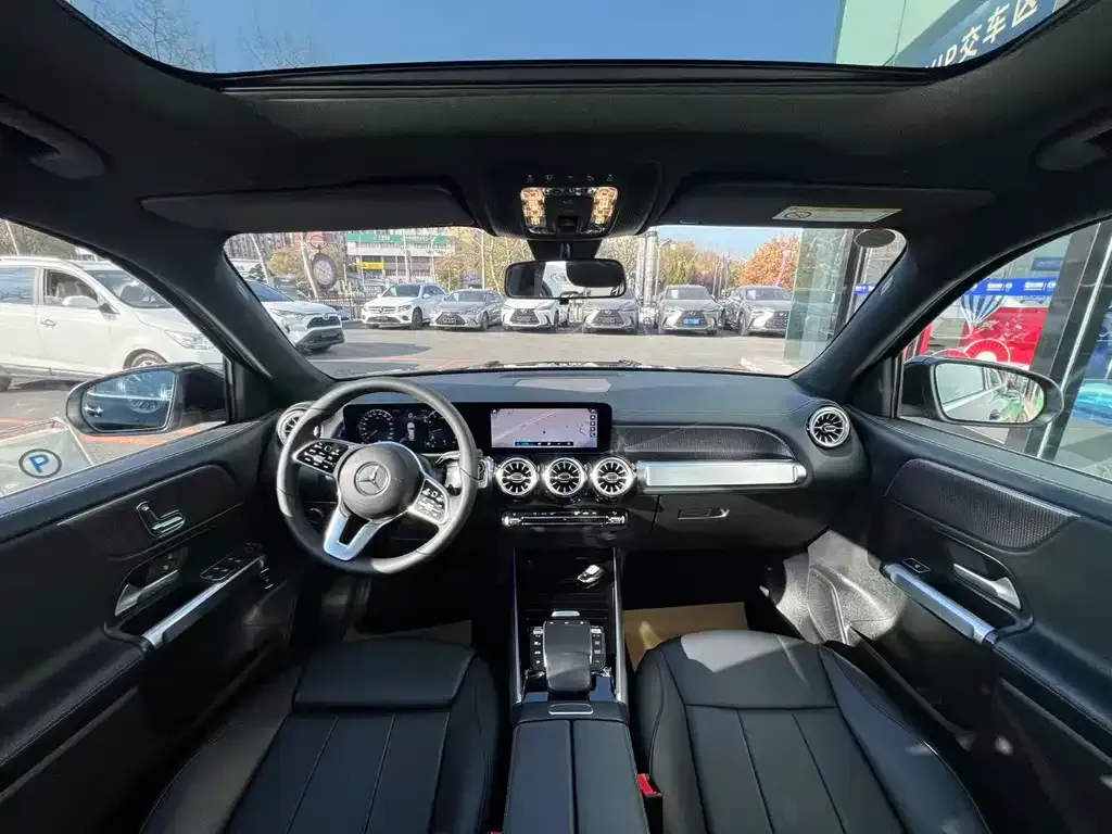 Mercedes-Benz GLB 2023 из CN, фото 9