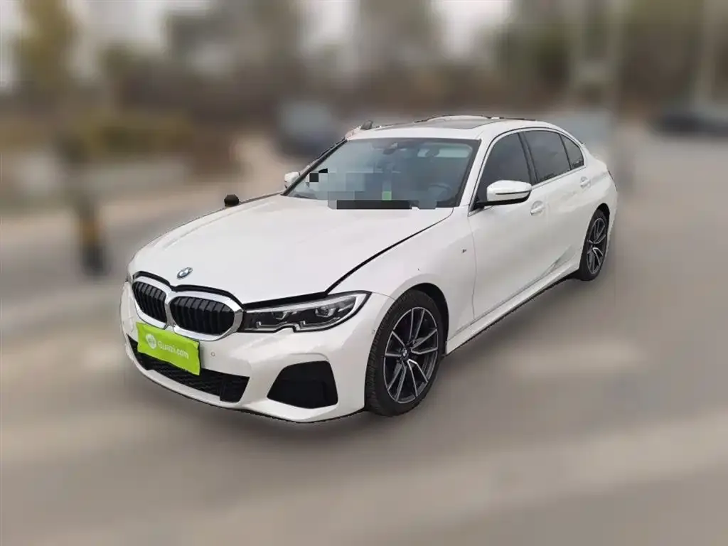 BMW 3 Series 2021 из CN, фото 1