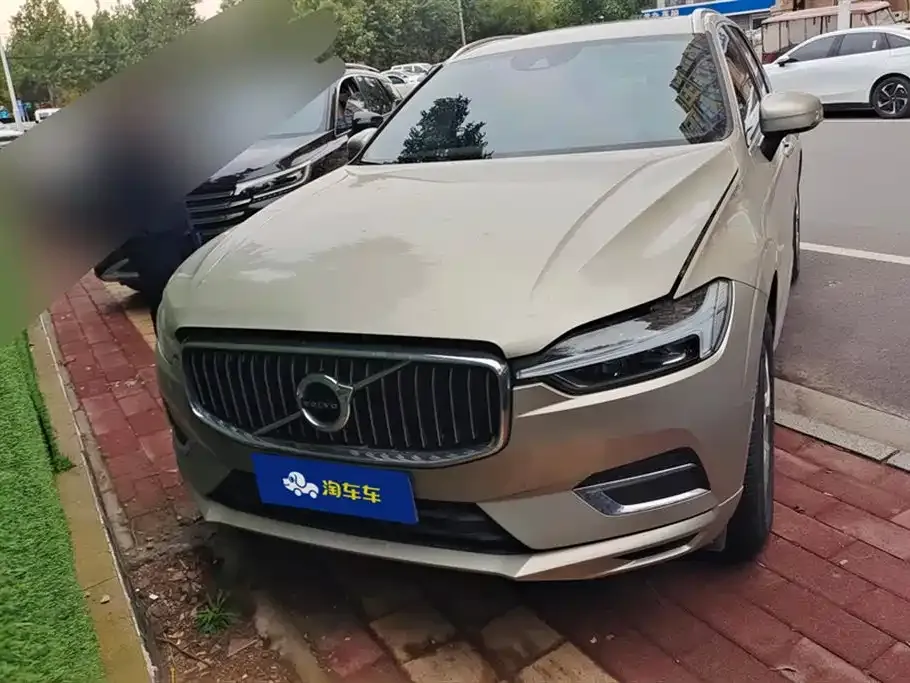 Volvo XC60 — фото 2