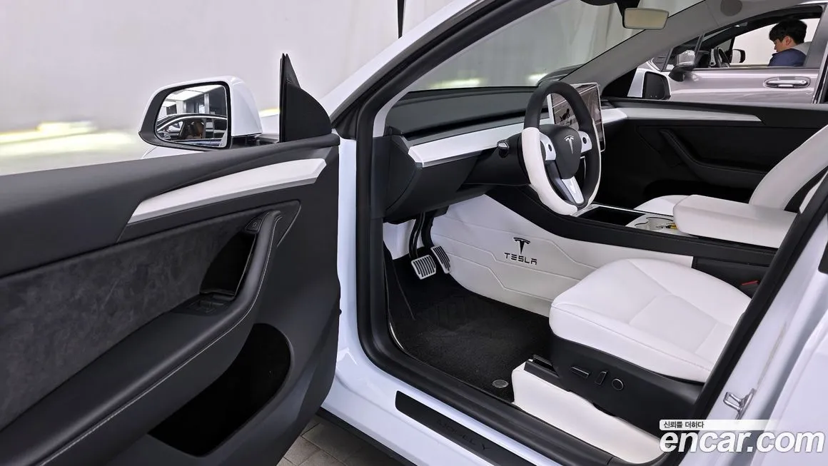 Tesla Model Y 2024 из KR, фото 10