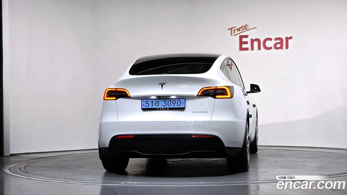 Tesla Model Y 2024 из KR, фото 4