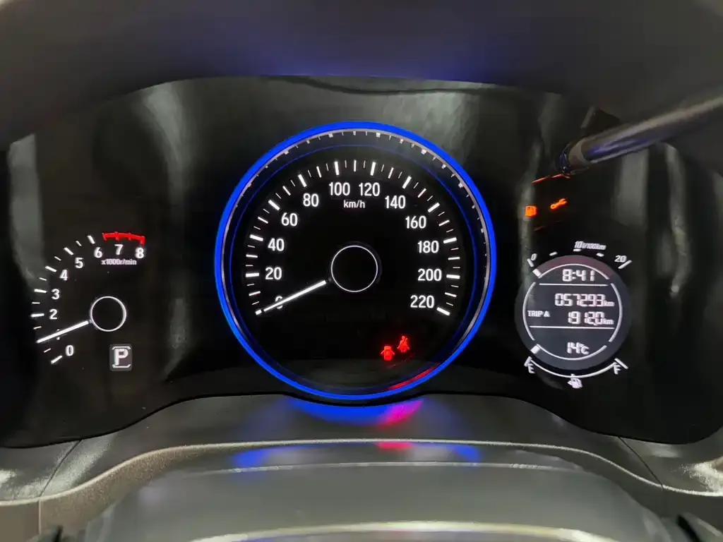 Honda Vezel 2022 из CN, фото 10