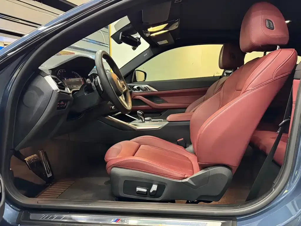BMW 4 Series 2023 из CN, фото 8