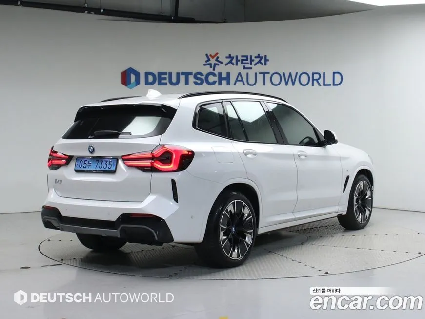 BMW iX3 2024 из KR, фото 2
