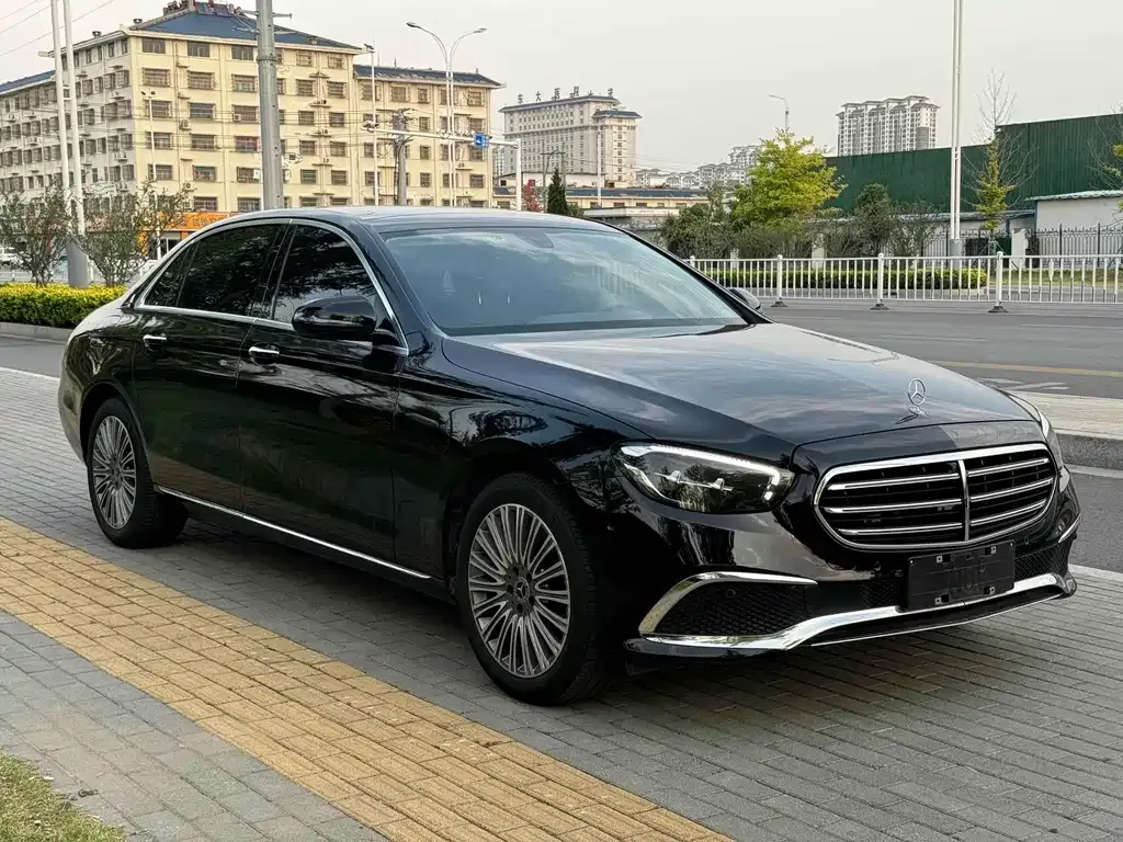Mercedes-Benz E-Class 2023 из CN, фото 3
