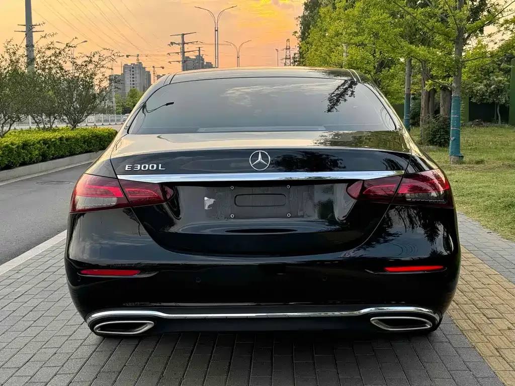 Mercedes-Benz E-Class 2023 из CN, фото 5