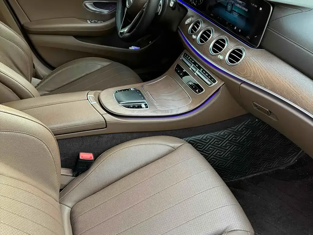 Mercedes-Benz E-Class 2023 из CN, фото 9