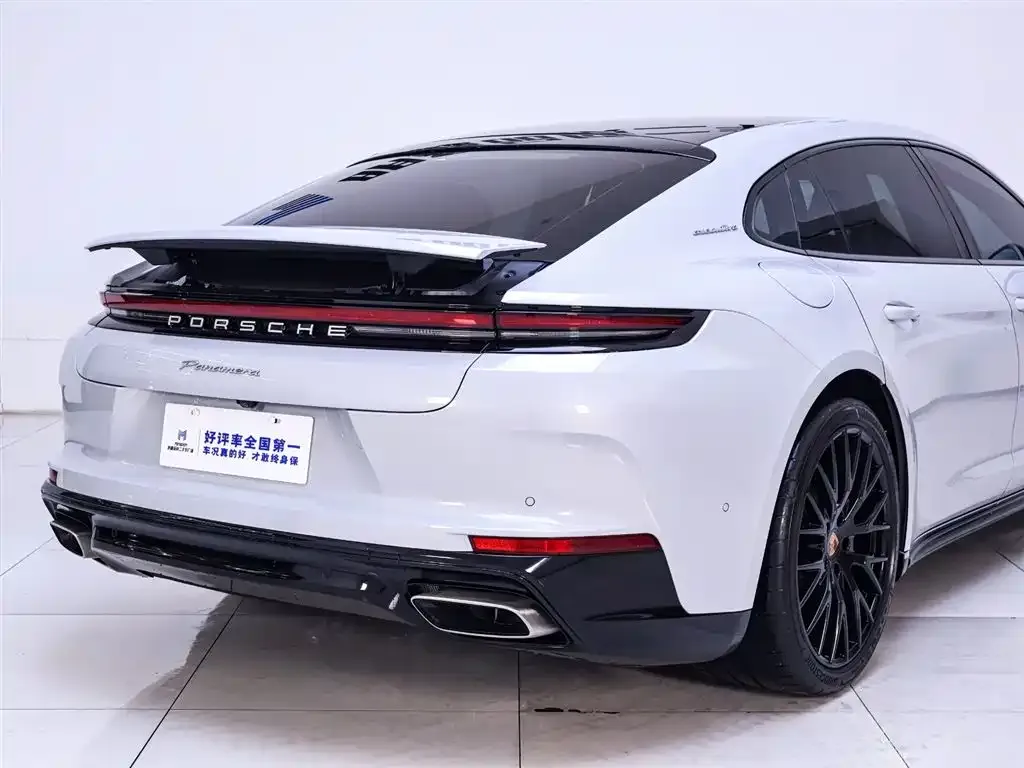 Porsche Panamera 2025 из CN, фото 8
