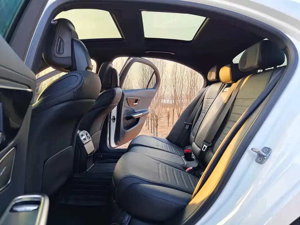 Mercedes-Benz C-Class 2024 из CN, фото 8