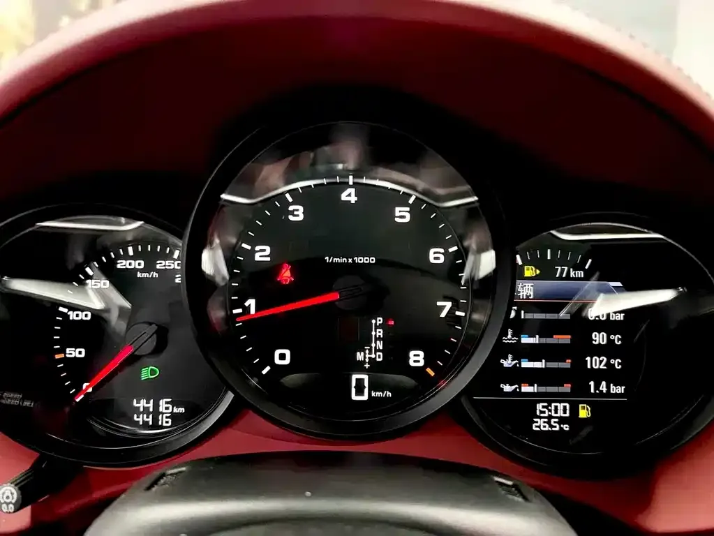 Porsche 718 2025 из CN, фото 9