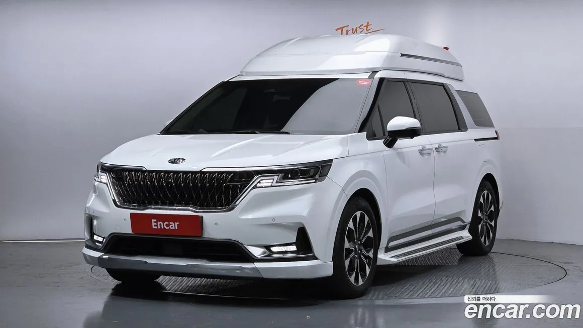 Kia Carnival — фото 1