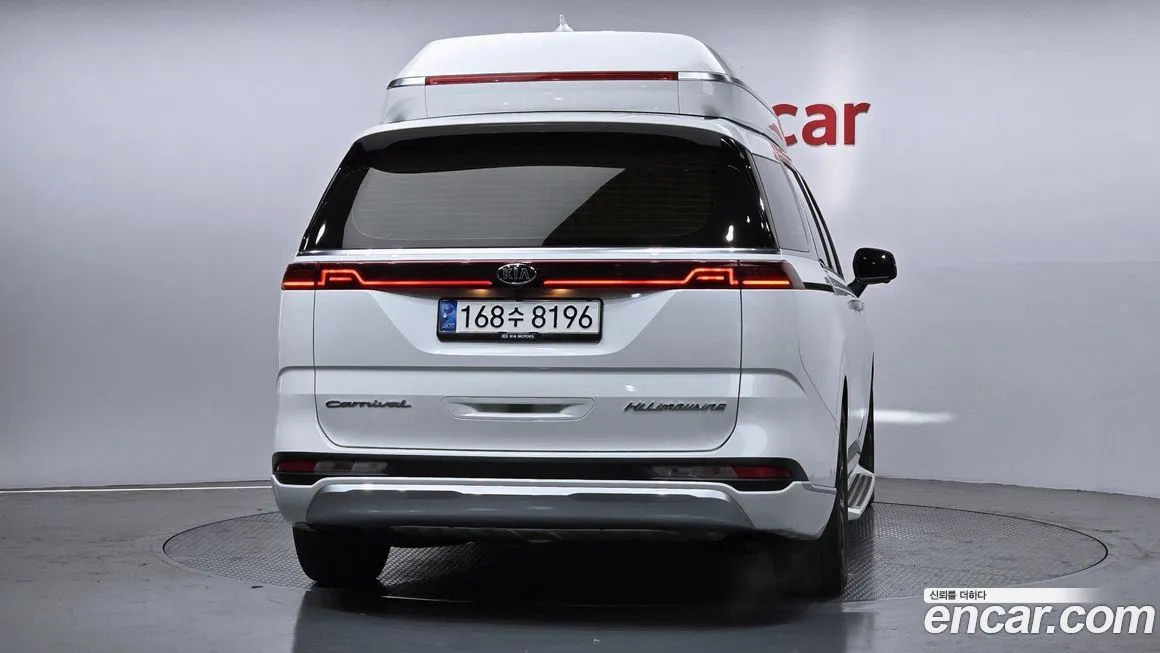 Kia Carnival — фото 4