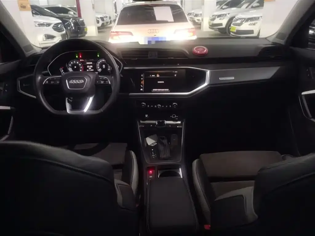 Audi Q3 2021 из CN, фото 10