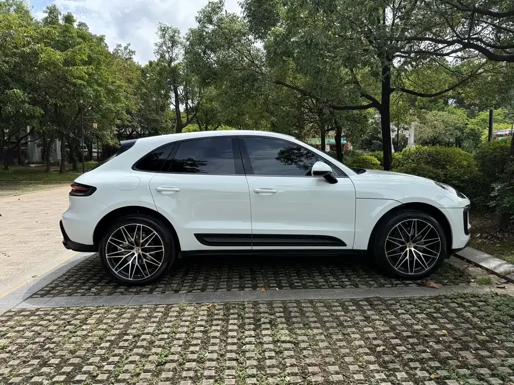 Porsche Macan 2025 из CN, фото 4