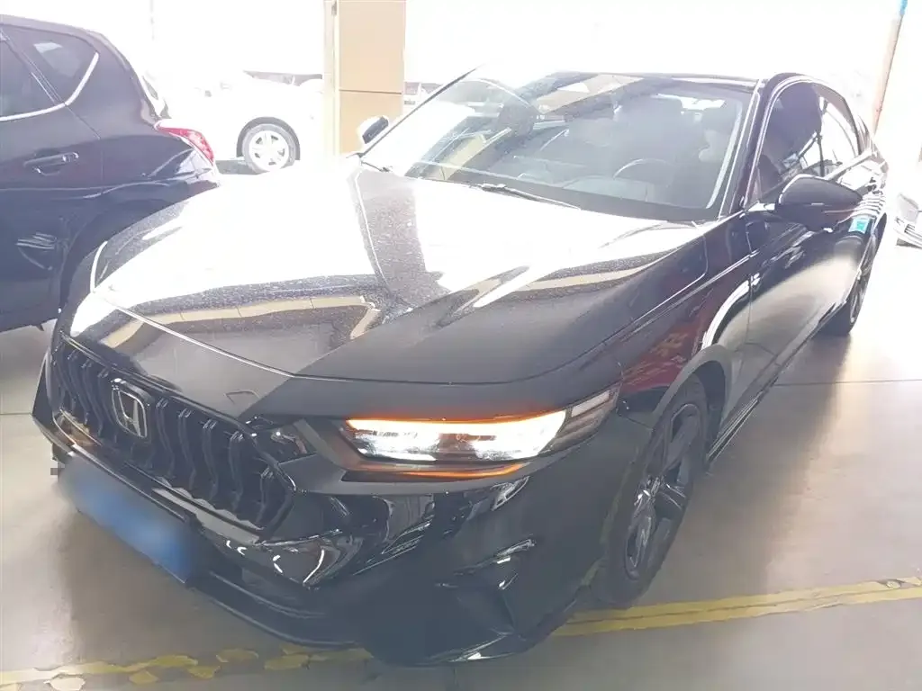 Honda Inspire 2024 из CN, фото 2