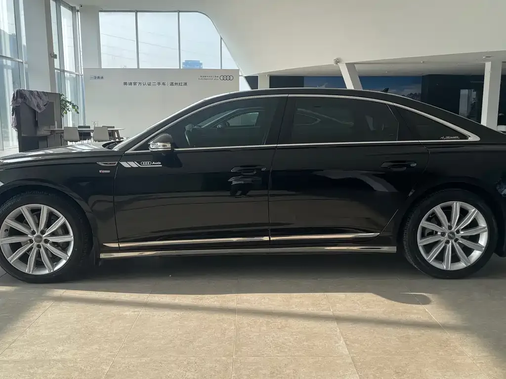 Audi A6L 2021 из CN, фото 3