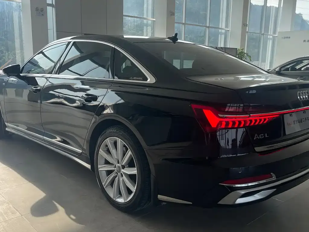Audi A6L 2021 из CN, фото 4