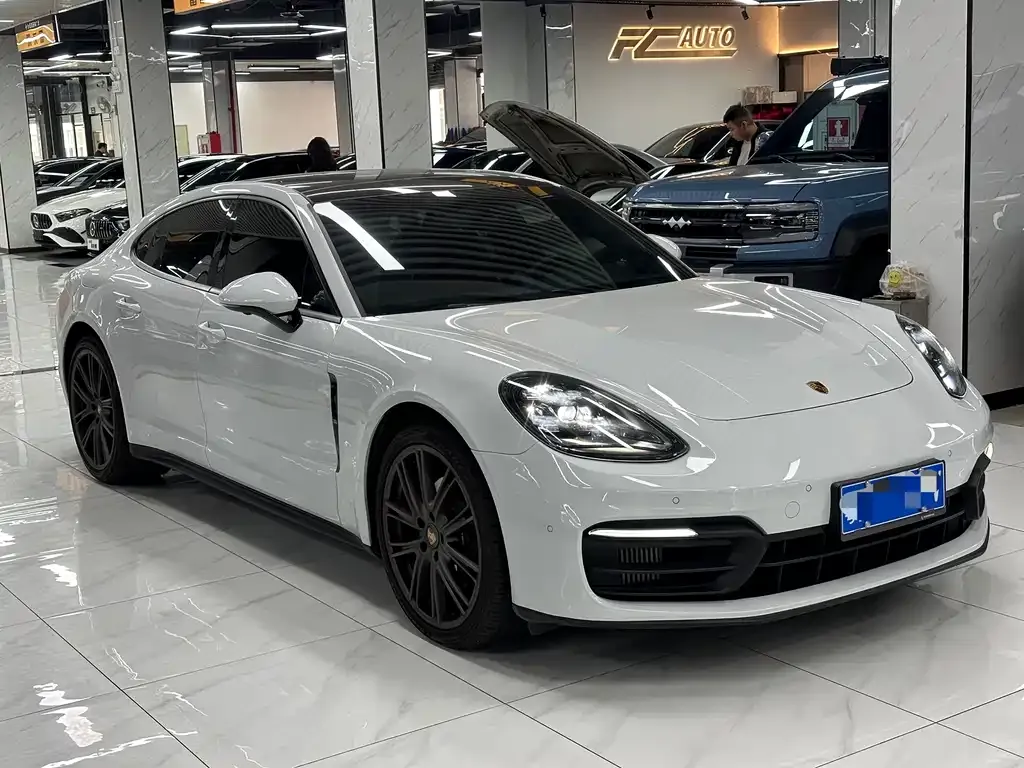 Porsche Panamera 2022 из CN, фото 3