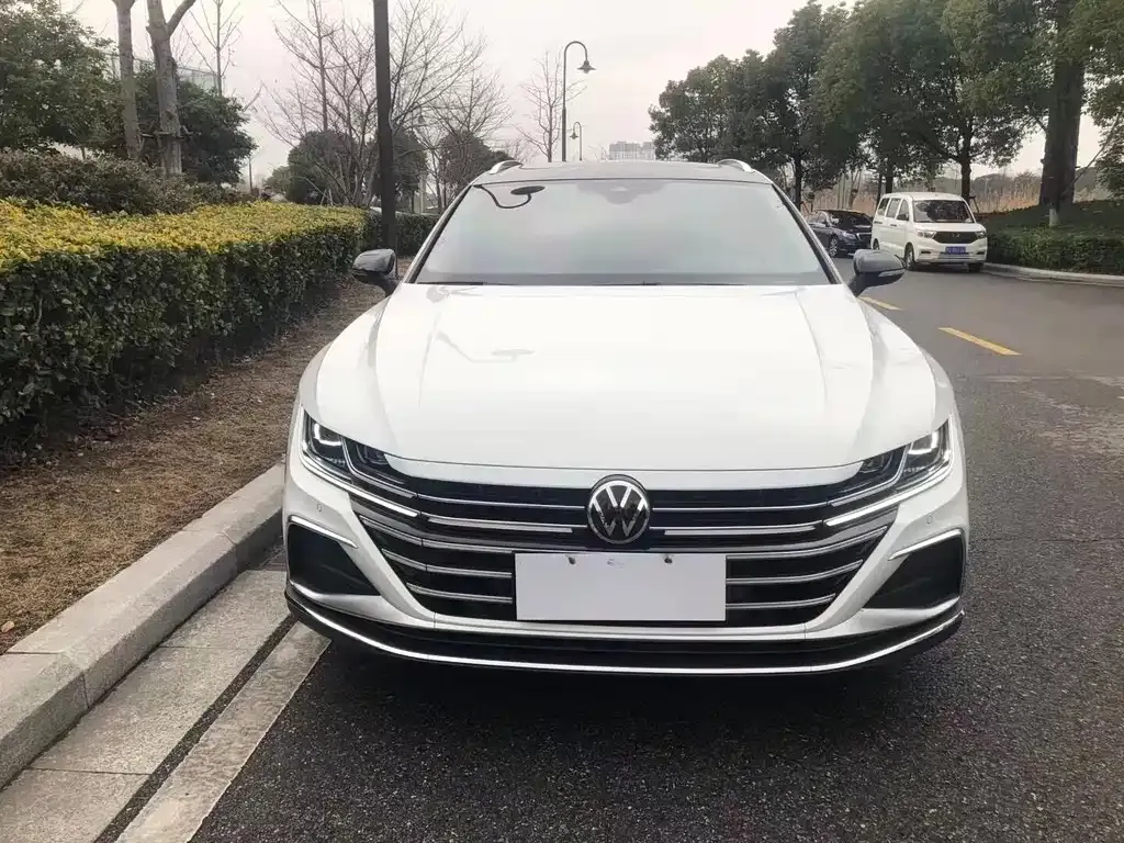 Volkswagen CC 2022 из CN, фото 2