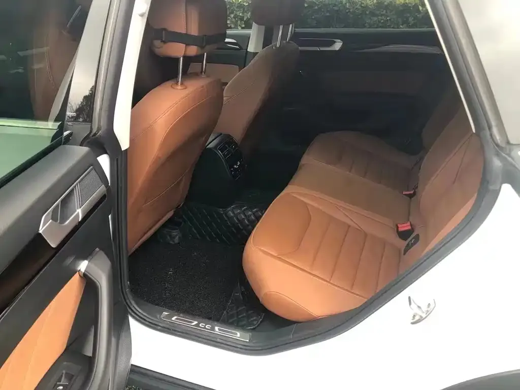 Volkswagen CC 2022 из CN, фото 7