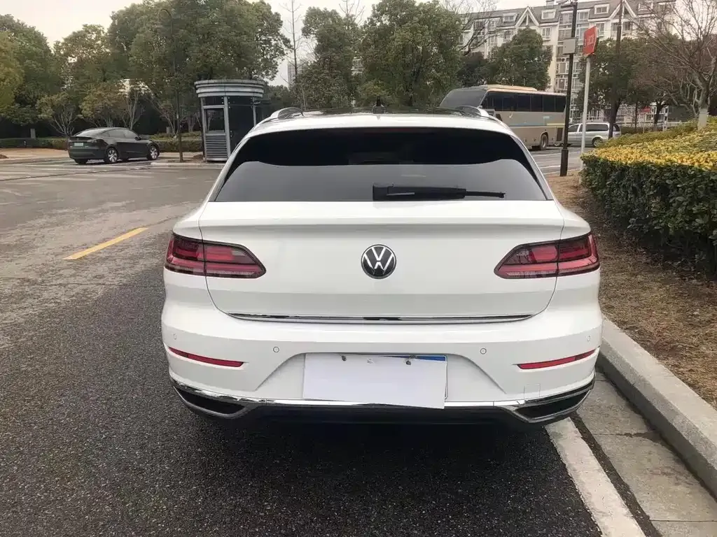 Volkswagen CC 2022 из CN, фото 8