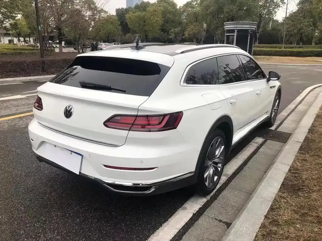 Volkswagen CC 2022 из CN, фото 9