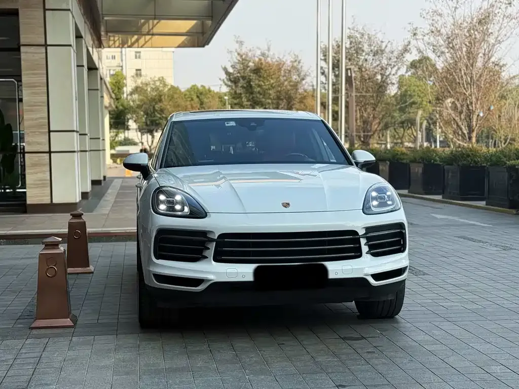 Porsche Cayenne — фото 3