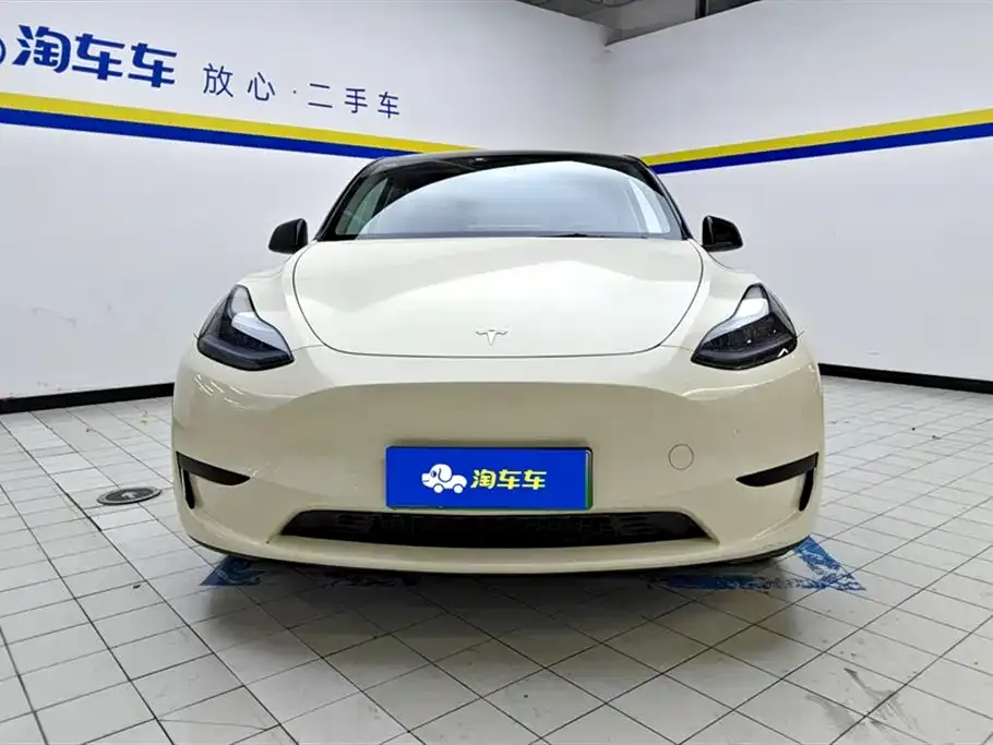 Tesla Model Y 2024 из CN, фото 2