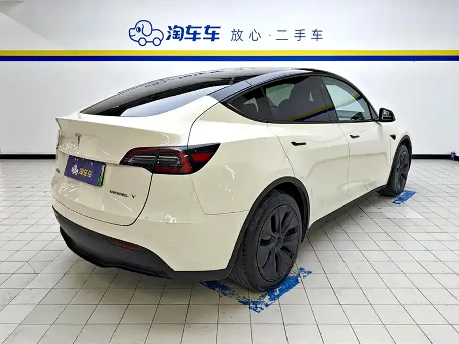 Tesla Model Y 2024 из CN, фото 3