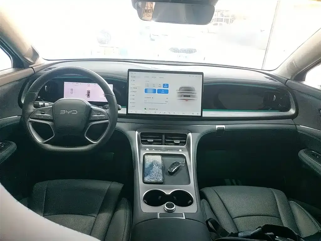 BYD Hiace 07 DM-i — фото 10