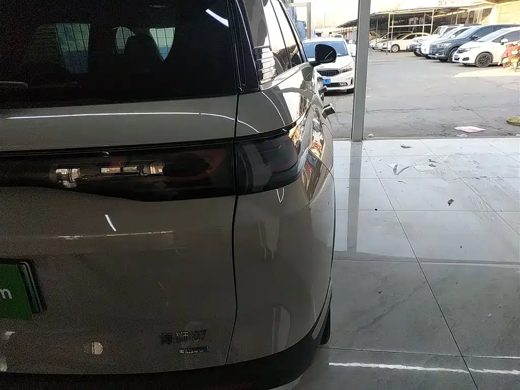 BYD Hiace 07 DM-i — фото 8