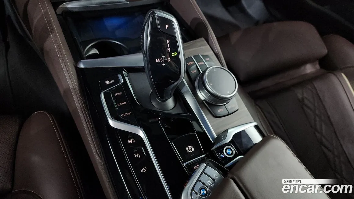 BMW 5-Series 2021 из KR, фото 9
