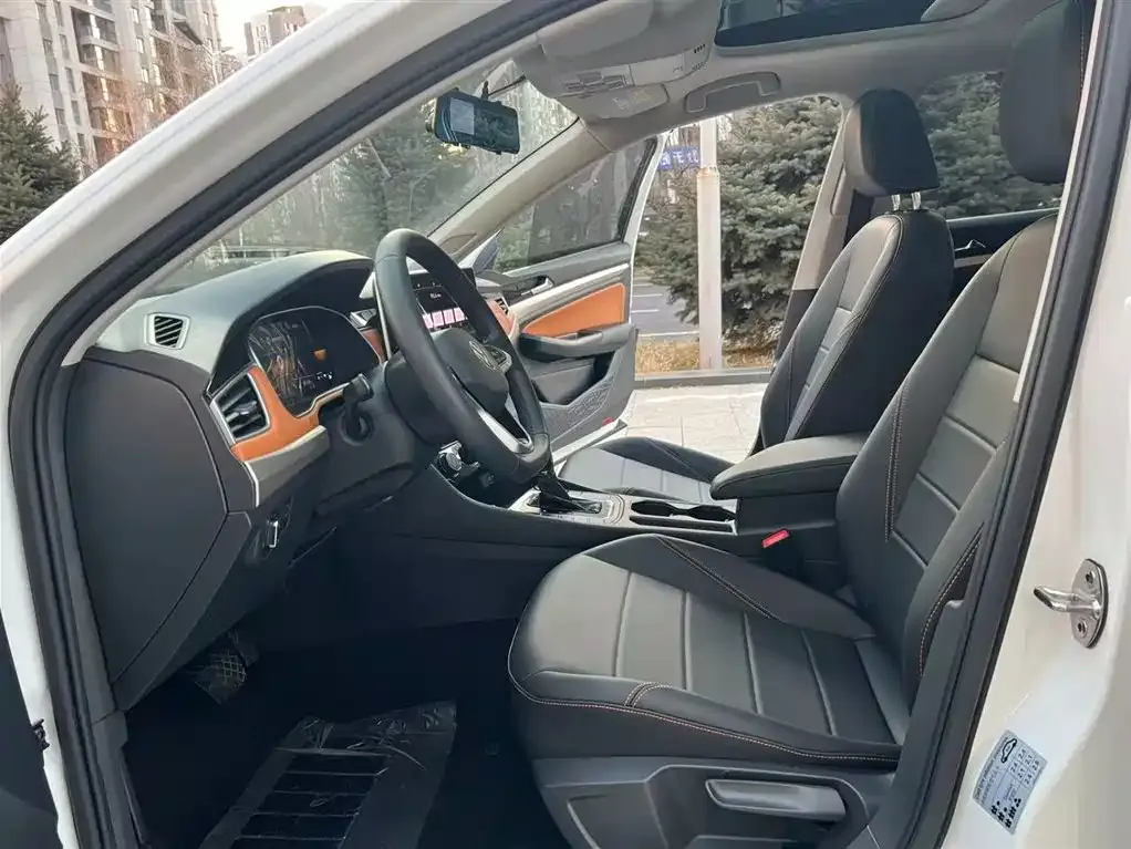 Volkswagen Bora 2022 из CN, фото 7