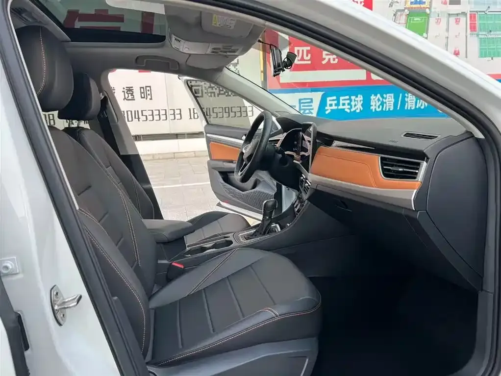 Volkswagen Bora 2022 из CN, фото 8