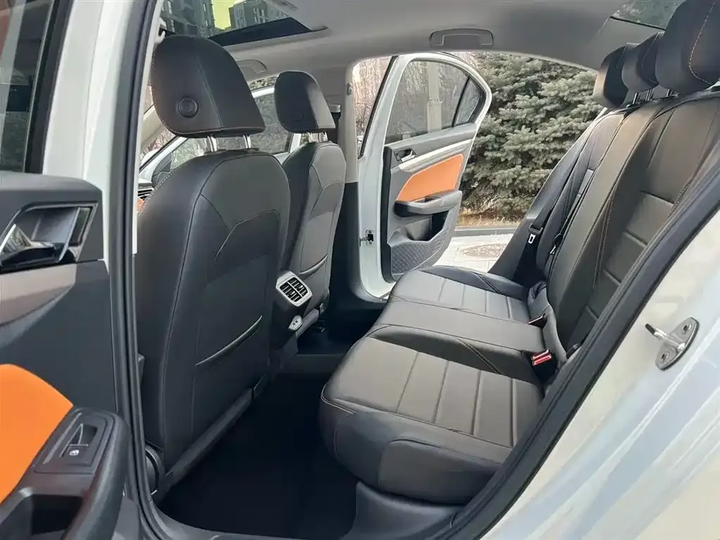 Volkswagen Bora 2022 из CN, фото 9