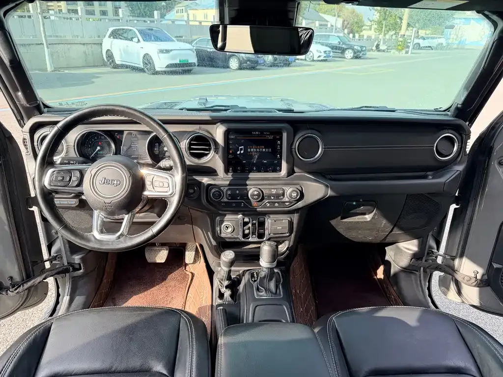Jeep Wrangler PHEV 2021 из CN, фото 4