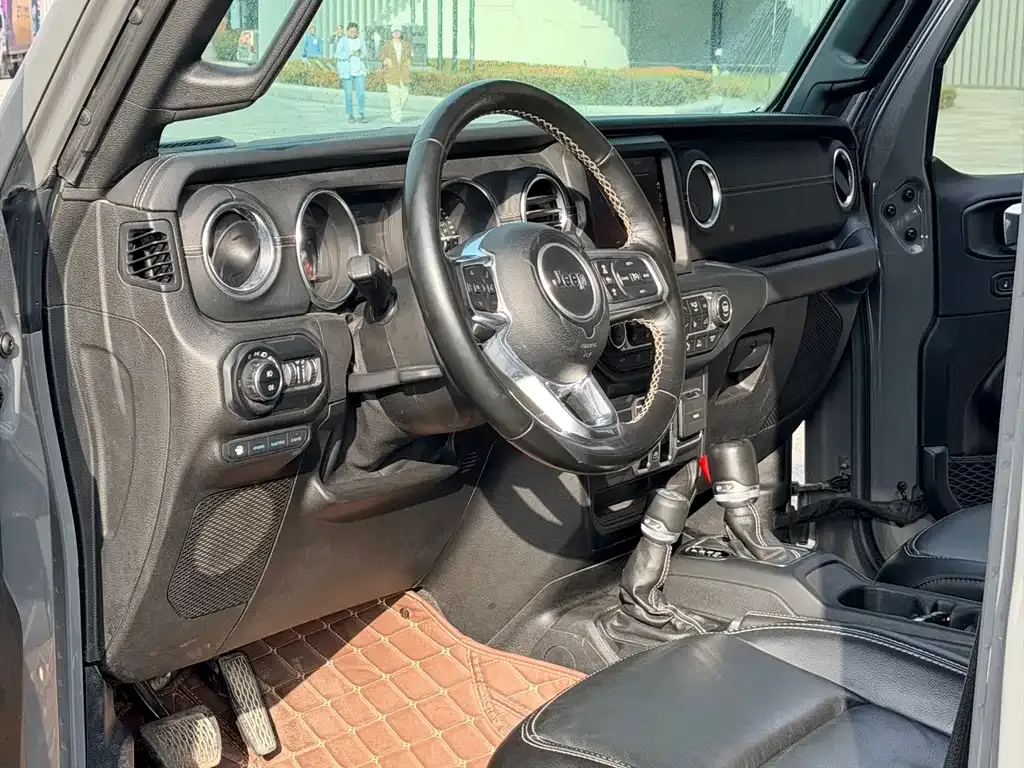 Jeep Wrangler PHEV 2021 из CN, фото 5
