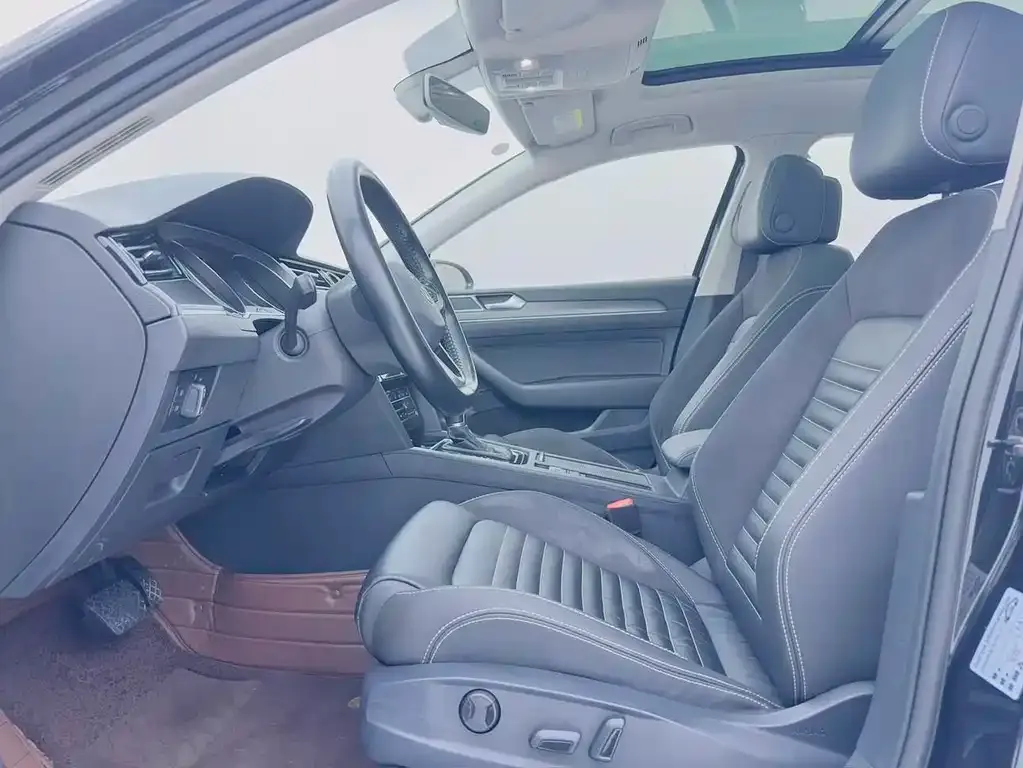 Volkswagen Magotan 2021 из CN, фото 5