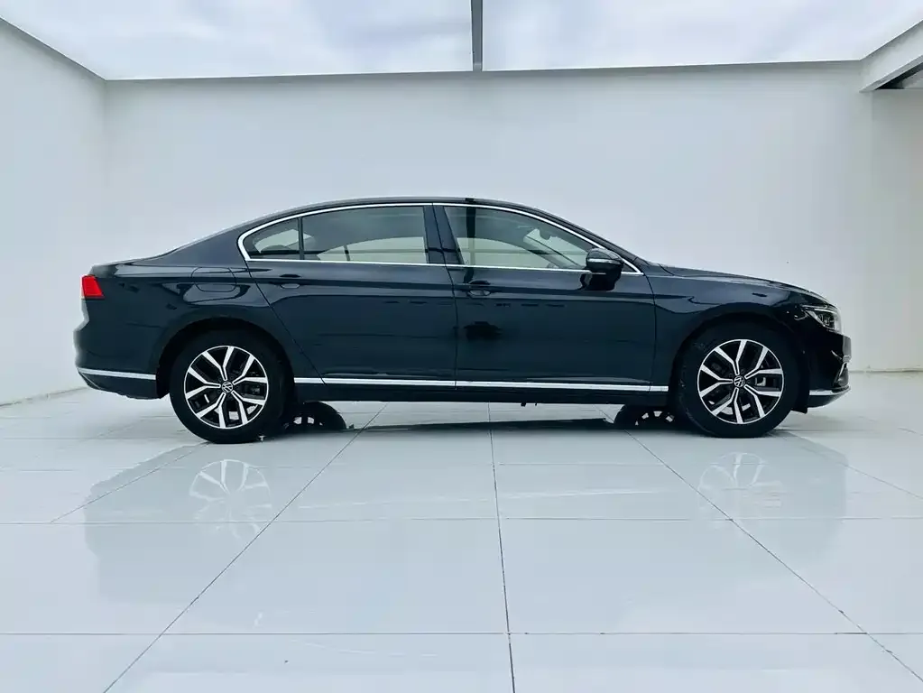 Volkswagen Magotan 2021 из CN, фото 6