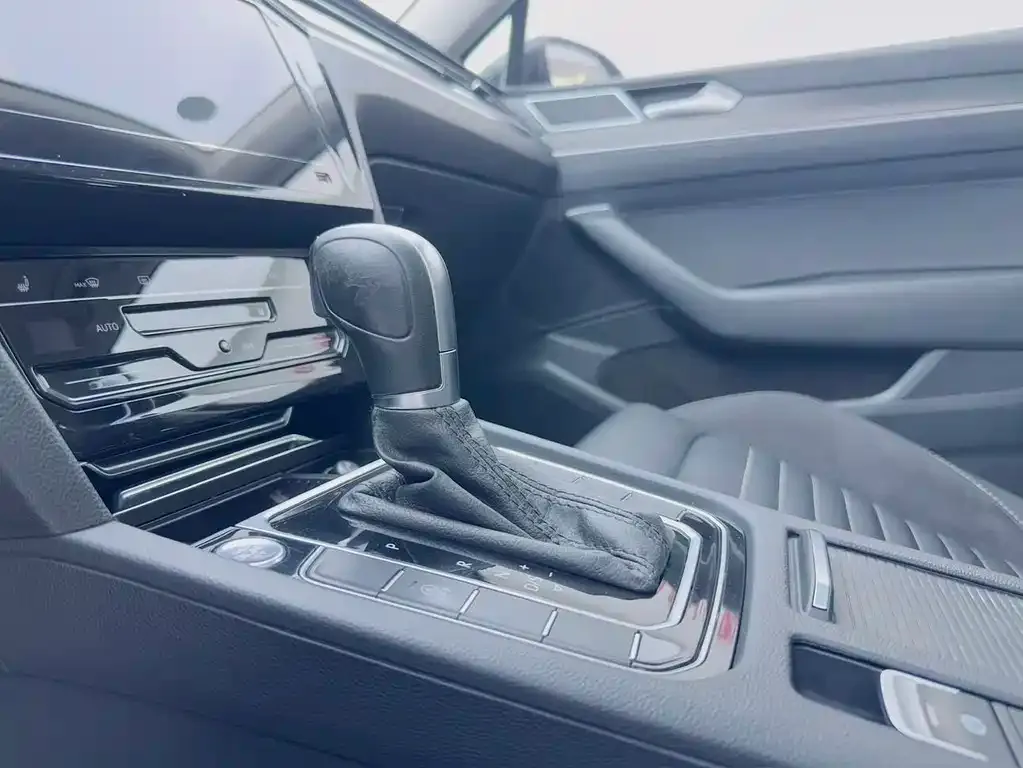 Volkswagen Magotan 2021 из CN, фото 7