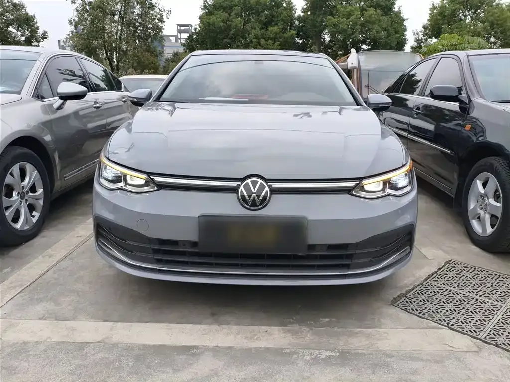 Volkswagen Golf 2022 из CN, фото 3